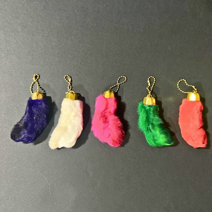 Rabbit Foot Keychain – Soft Fur Good Luck Charm in Fun Colors