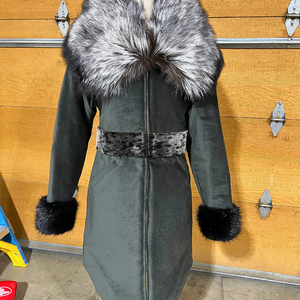 Gray Sealskin Belt U-Style Basic Parka