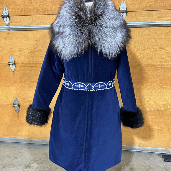 Navy Blue Pleated Style Basic Parka